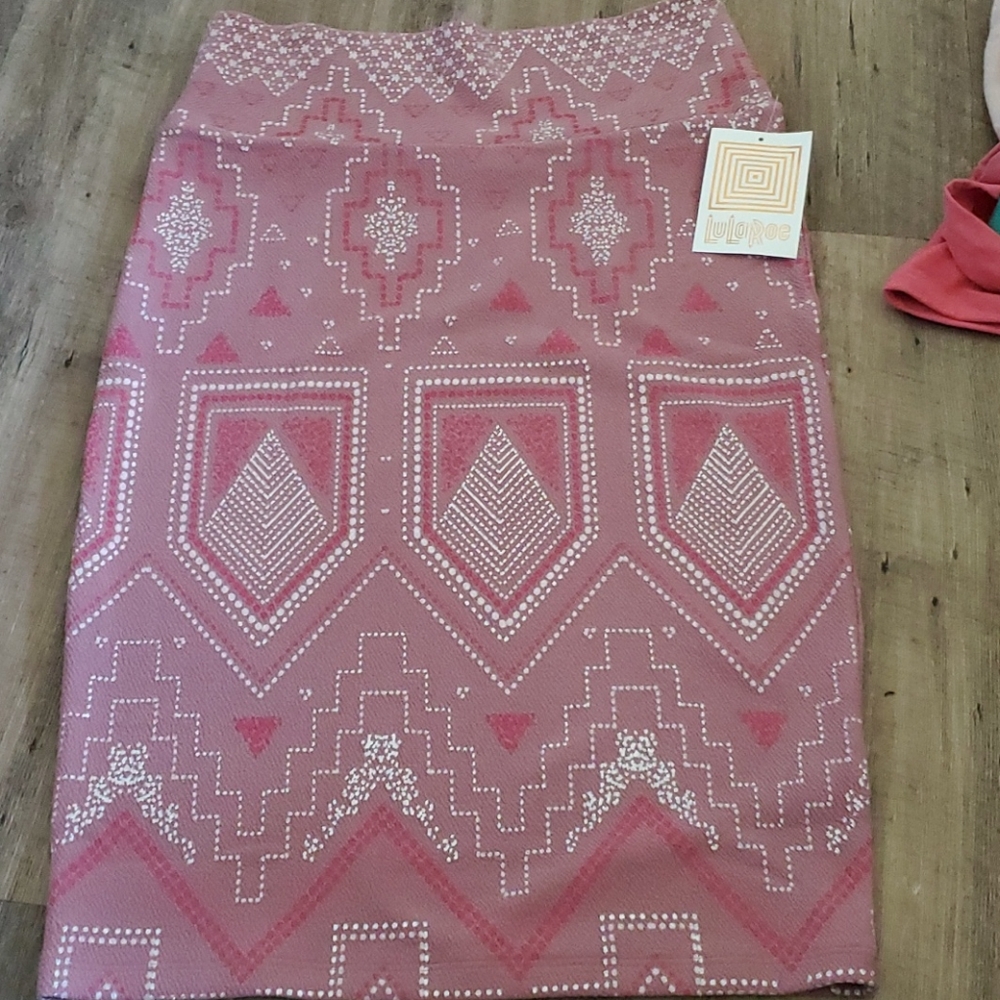 Lularoe Cassie